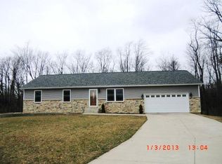 241 Vulpine Dr, Valparaiso, IN 46385