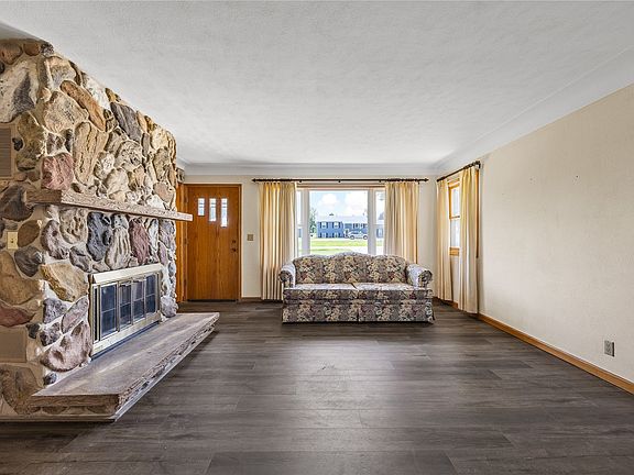 4th image of 7800 Wieneke Cir