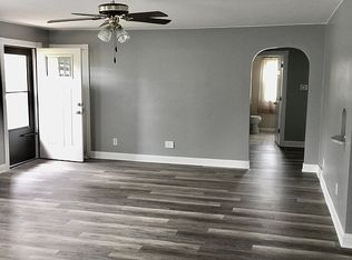 12 Southern Dr, Decatur, IL 62521