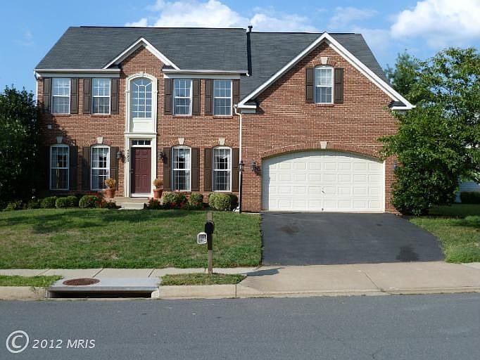 1st image of 44050 Cheltenham Cir