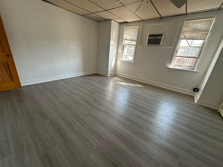 3404 Tyson Ave — Photo 10