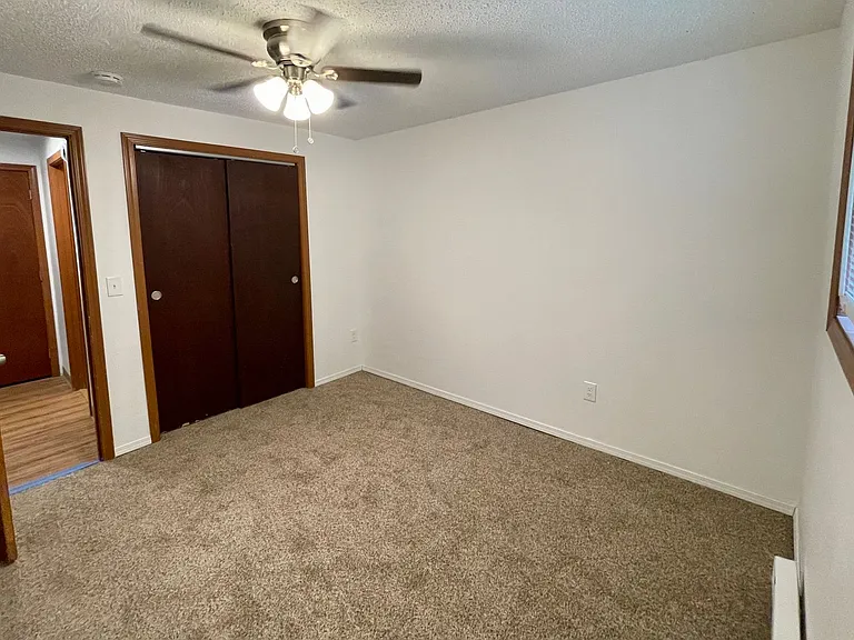 Hartson 8-Plex — Photo 14