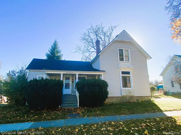 36707 Goddard Rd, Romulus, MI 48174