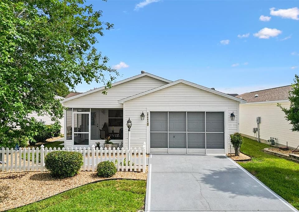 1st image of 2752 Craven Way
