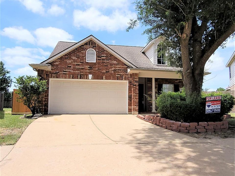 1st image of 15635 Kentwater Ct