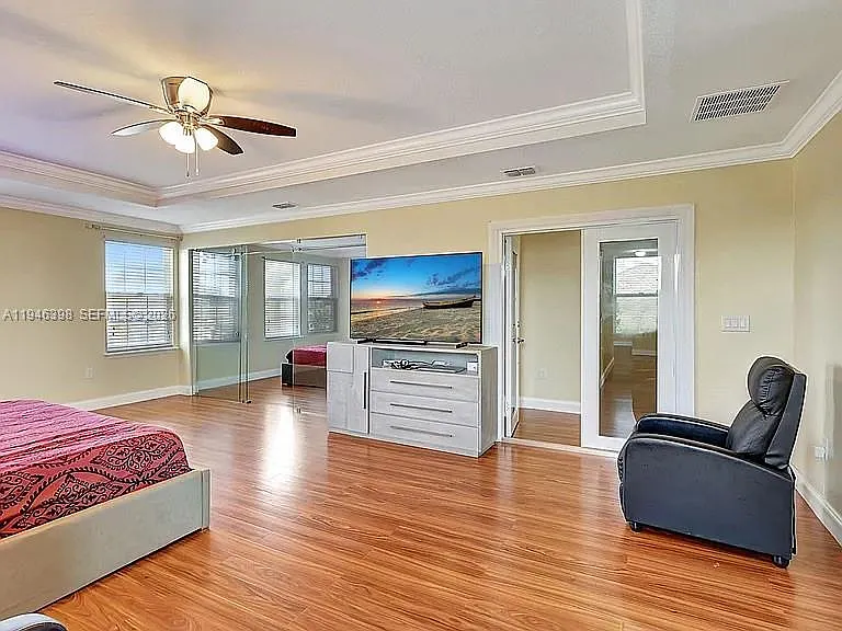 1018 SW Eckard Ave — Photo 33