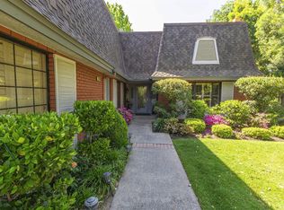 2809 W Compton Ct, Fresno, CA 93711