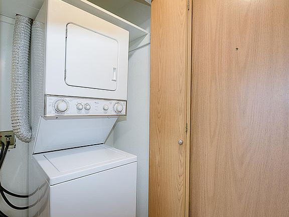3rd image of 4250 34th Ave W APT 205