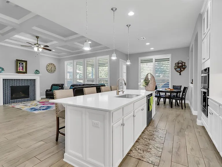 16321 Horse Trap Ln — Photo 10