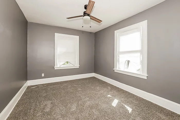 121 Westmoreland Ter — Photo 11