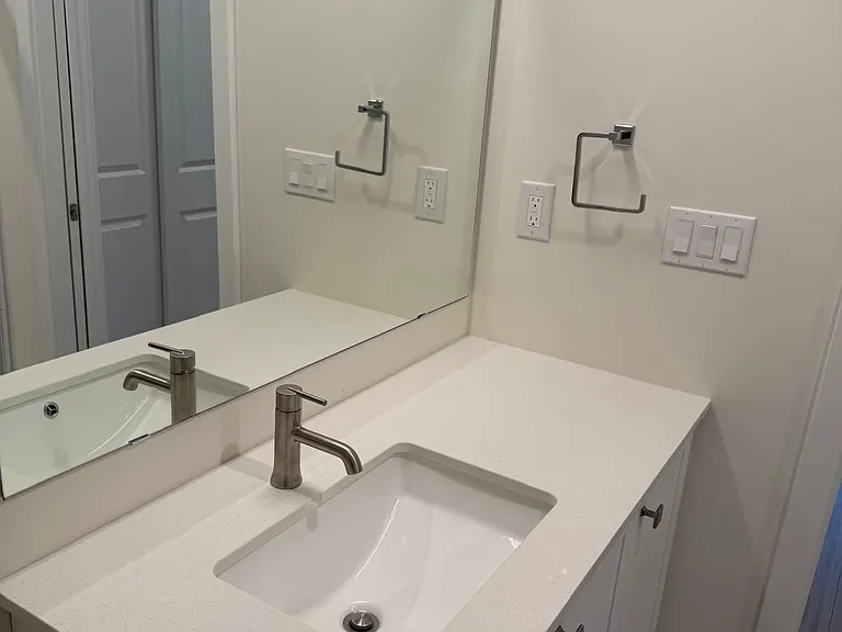 121 Mary St #318 — Photo 16
