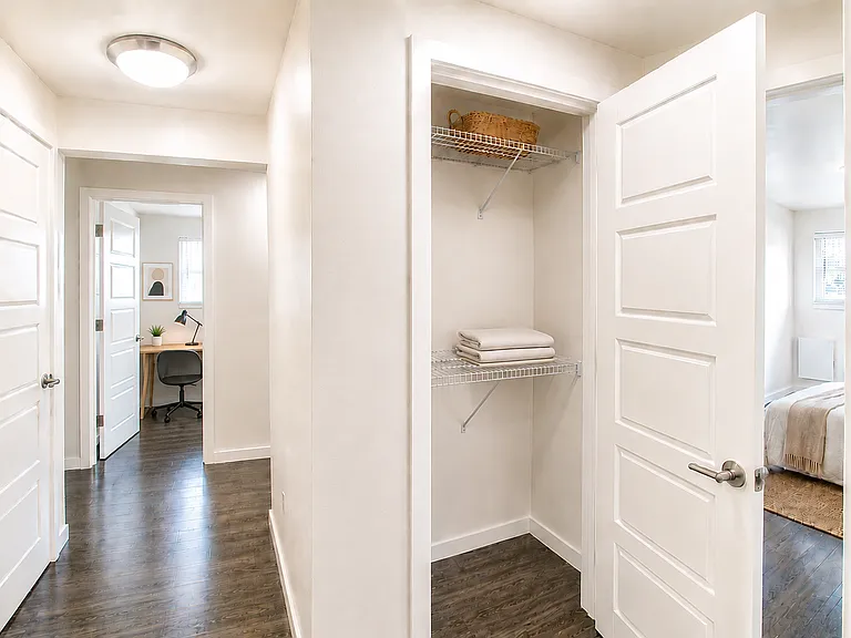 Whiterock Apartments — Photo 16