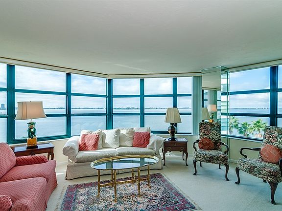 5th image of 888 Boulevard Of The Arts #704