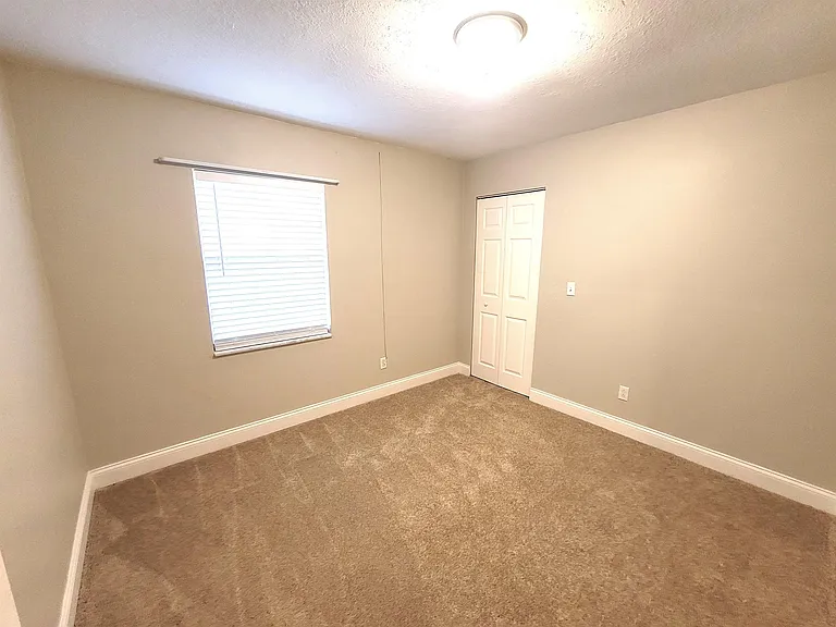 622 Green Meadow Ave — Photo 15