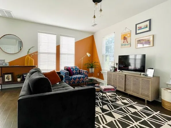210 Saint Anns Aly, West Columbia, SC 29169