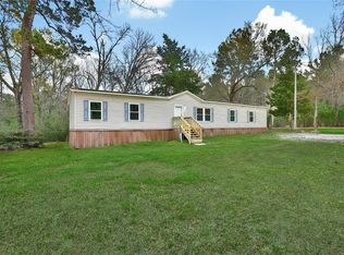 22 Pine St, New Waverly, TX 77358