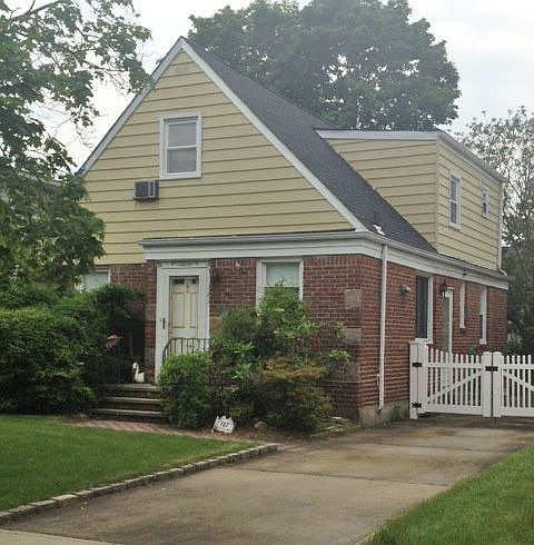 1st image of 187 Kensington Rd S