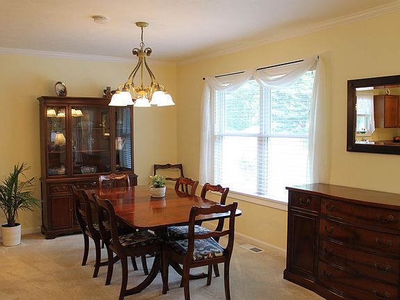 5th image of 3912 W Coffey Ln