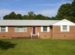 3717 Tanbark Rd, North Chesterfield, VA 23235