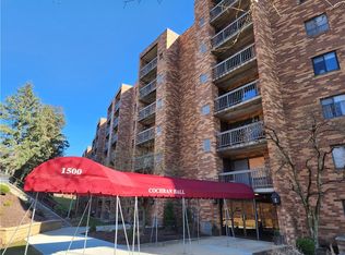 1500 Cochran Rd APT 806, Pittsburgh, PA 15243