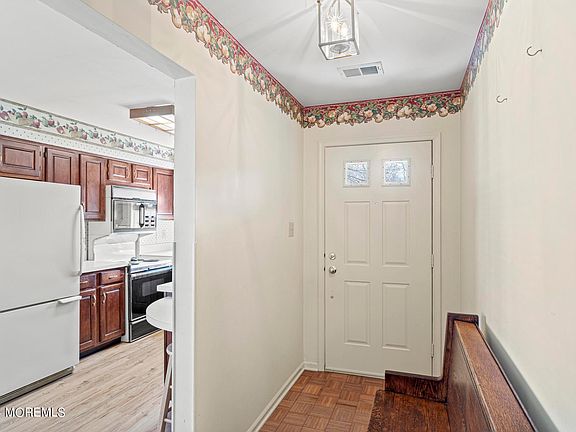 3rd image of 1504 Forelle Lane