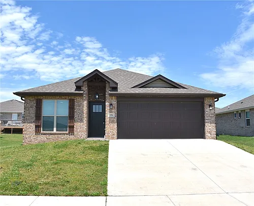 270 Wagnon Trl Photo 1