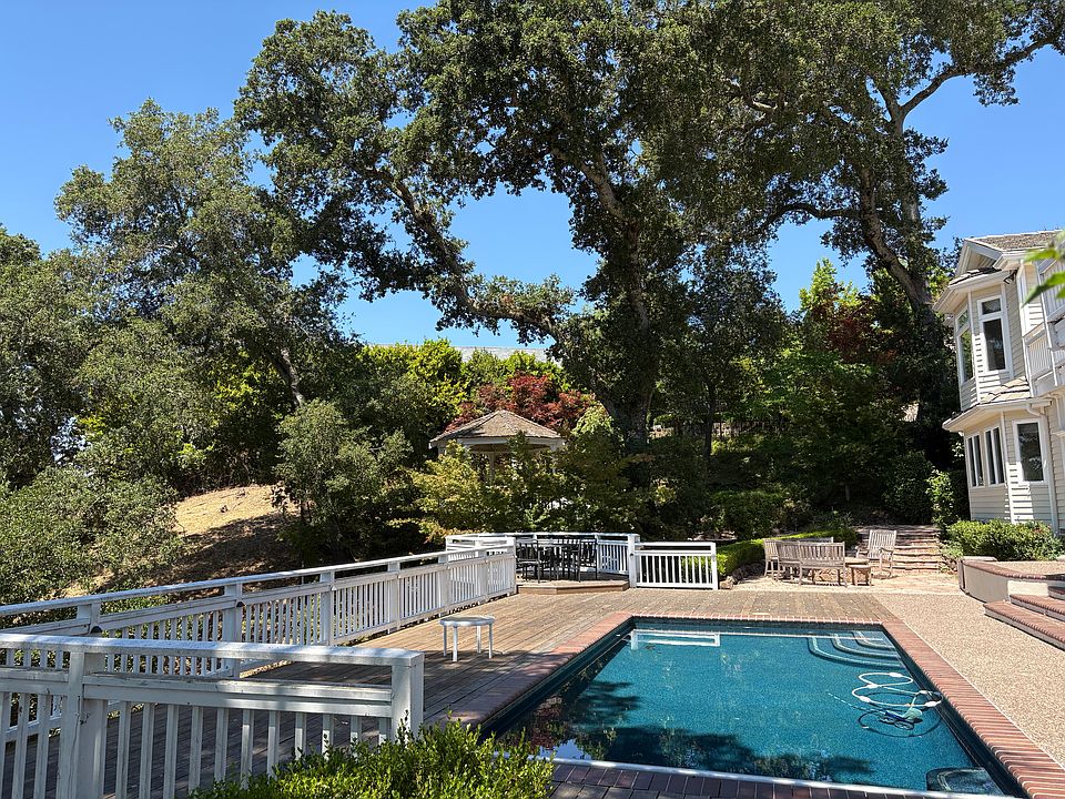 1st image of 39 Orinda View Rd