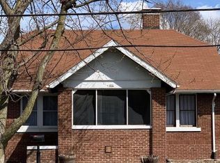 925 N Griffin St, Danville, IL 61832
