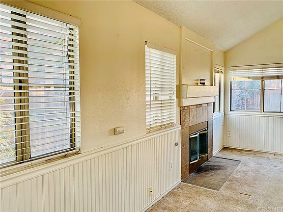 5th image of 639 Martha Ct