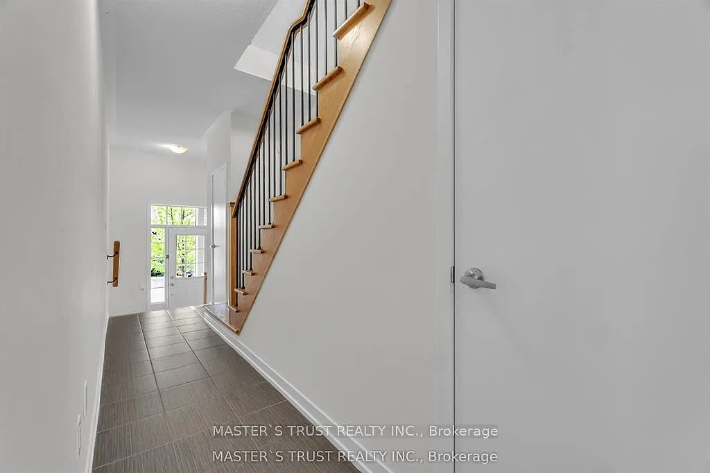 4 bed, $3,150 — Photo 4