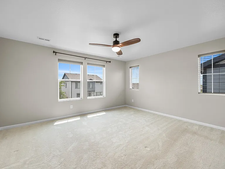 27880 E 7th Pl — Photo 16