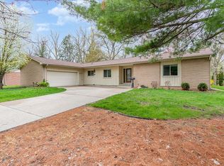 4609 Andre St, Midland, MI 48642