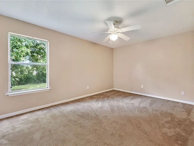1803 S College Ave — Photo 13