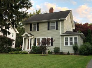 51 Briarcliffe Rd, Rochester, NY 14617