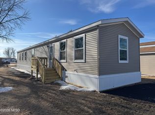 12 17th Ave SW, Watertown, SD 57201