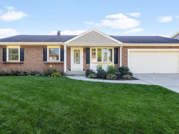 844 Voyager Dr, Bartlett, IL 60103