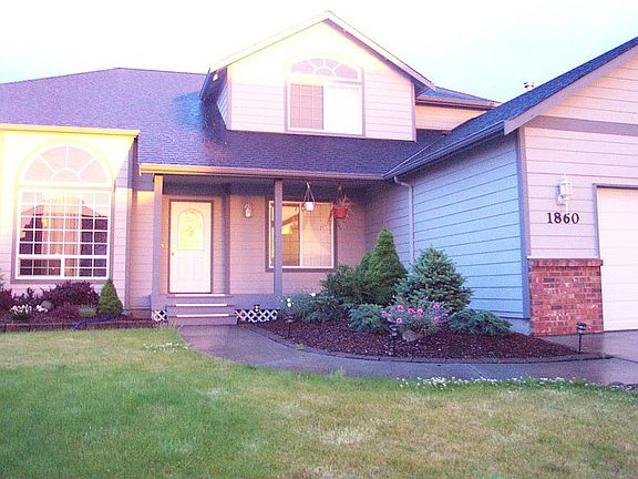 Looking at house from front lawn