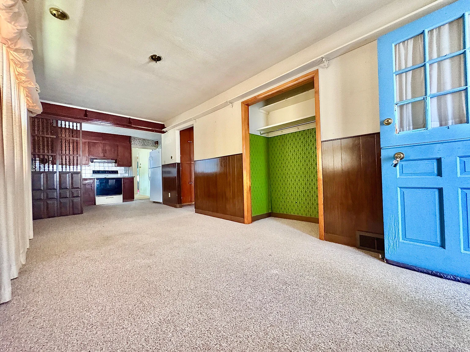 3 bed, 1.5 bath, 1330 sqft, $1,450 — Photo 4