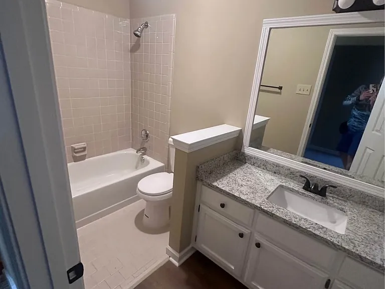 2152 Woodfield Park Rd #3 — Photo 10
