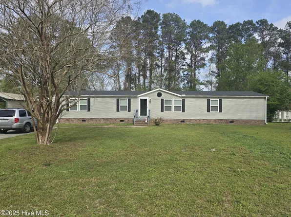 104 Dreyton Hall Court, Rocky Point, NC 28457