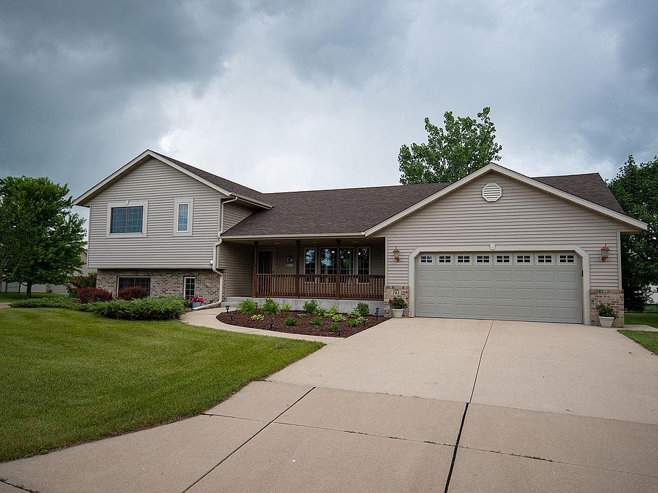 1st image of 701 Churchill Dr