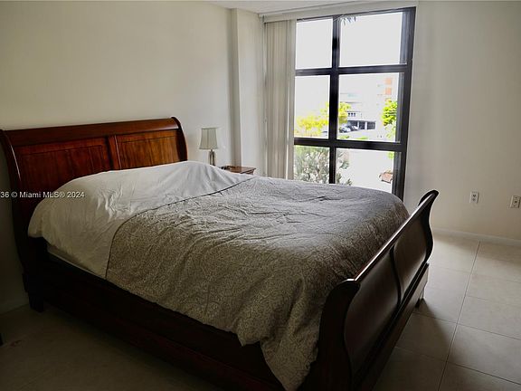 3rd image of 600 Biltmore Way APT 313