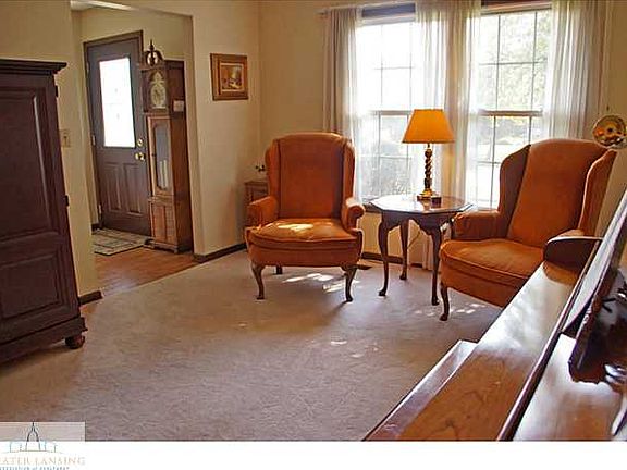 3rd image of 5733 Bearcreek Dr
