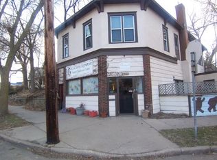 300 Cedar Lake Rd S, Minneapolis, MN 55405