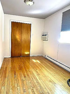 5th image of 125 Dahlgren Pl #B1