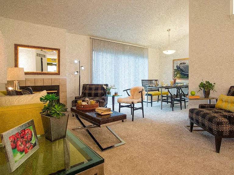 Citation Club Apartments — Photo 9