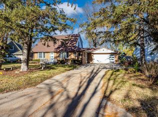 8853 Hale Ave S, Cottage Grove, MN 55016