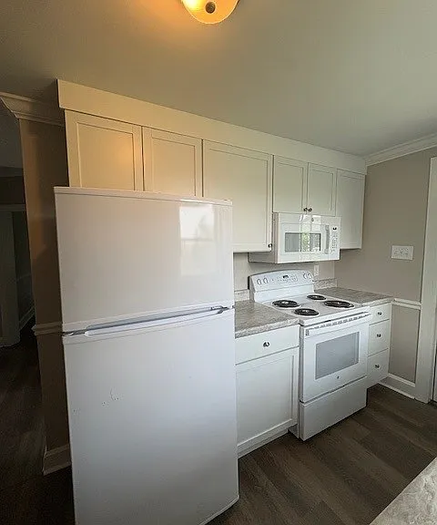 400 Virginia Ave — Photo 6