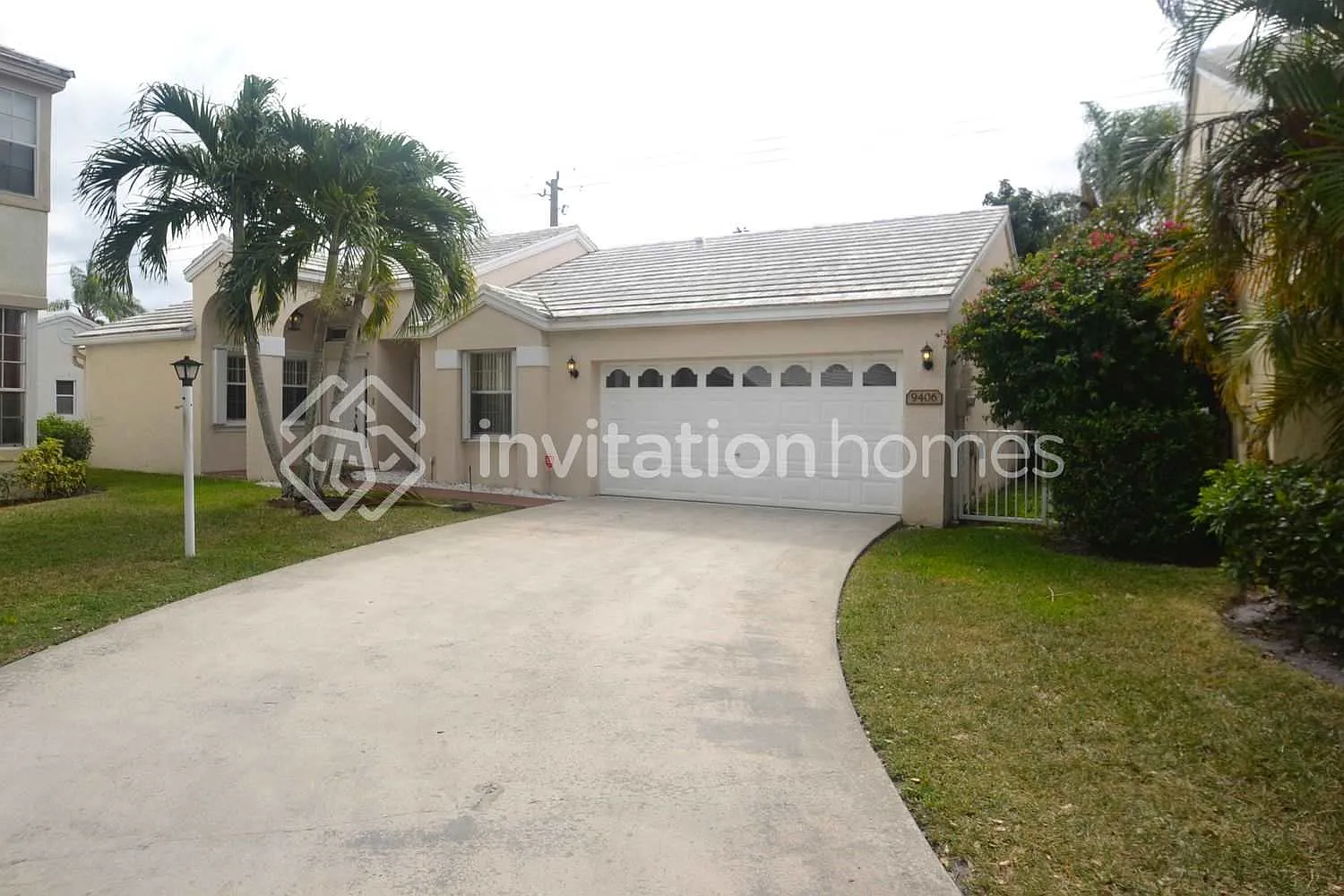 9406 NW 8th Cir Plantation, FL 33324 — Photo 1