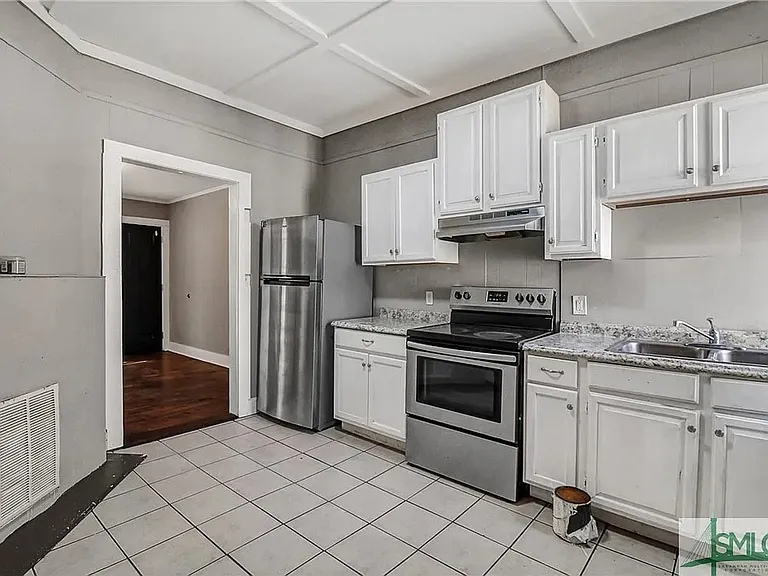1708 Lennox Ct — Photo 9
